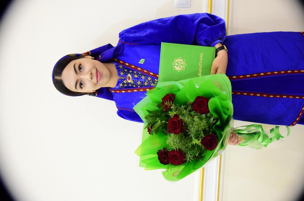 Ýaşlar – geljegi gurujylar