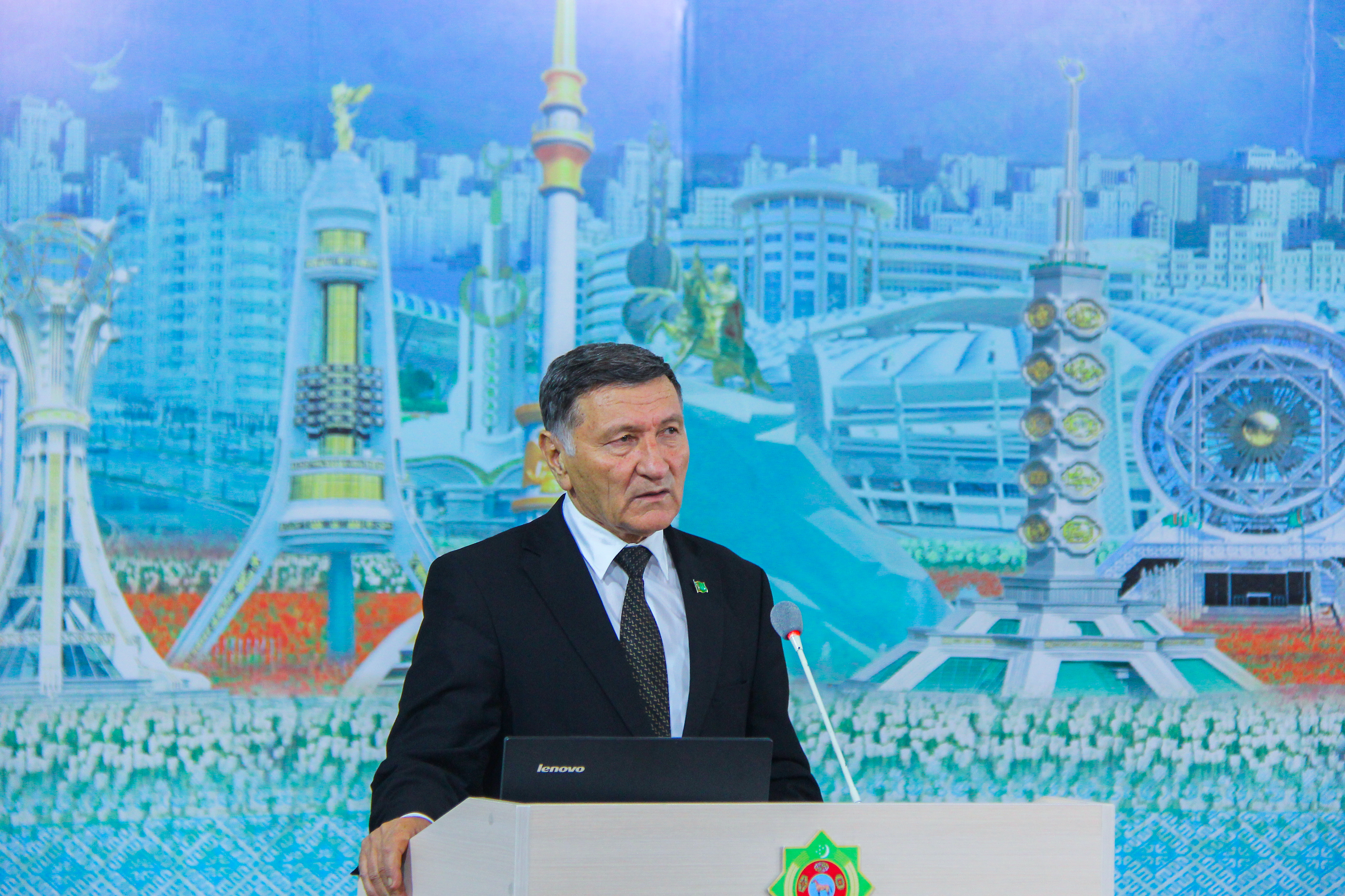 «Täze Galkynyş döwründe sungatyň dabaralandyrylmagy»  atly seslenme geçirildi