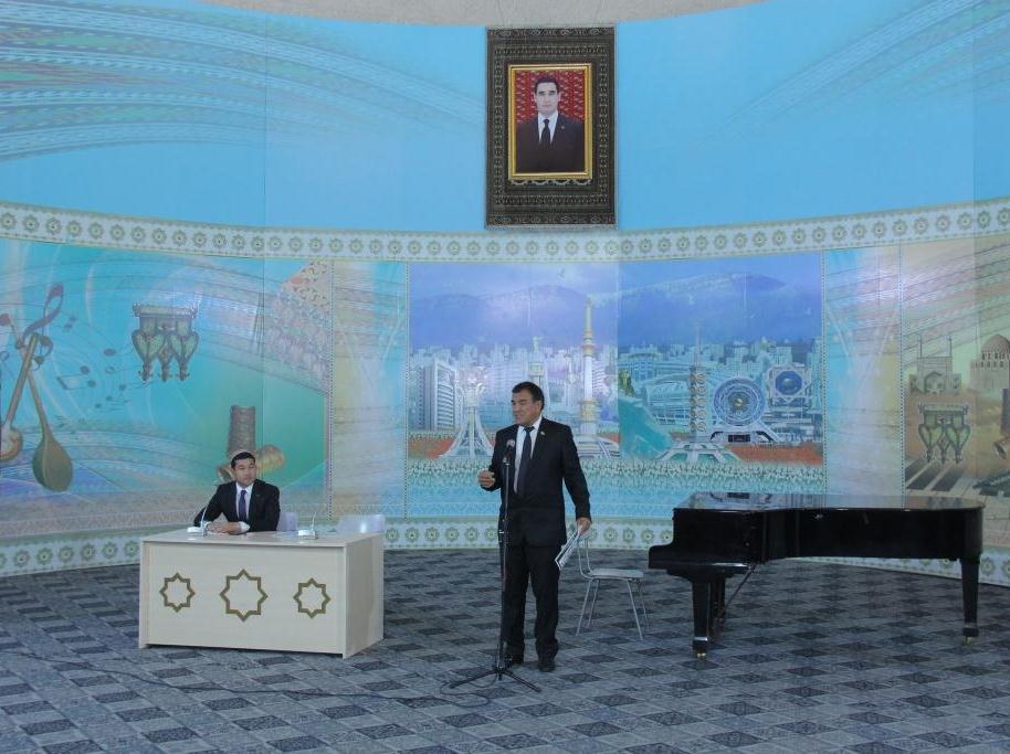 “Magtymguly öwüt bergil söz bile” atly edebi sazly duşuşyk geçirildi