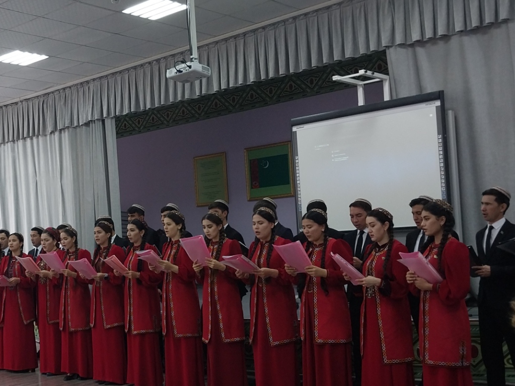 Türkmen sazy-kalbyň owazy