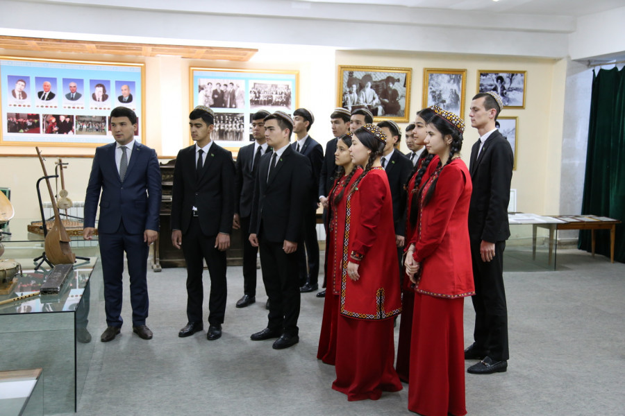 Açyk gapylar güni geçirildi