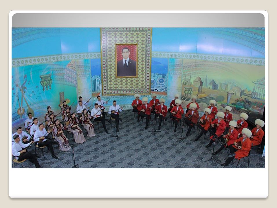 “Parahatçylygy wasp edýän ýaşlar” atly konsertler geçirildi