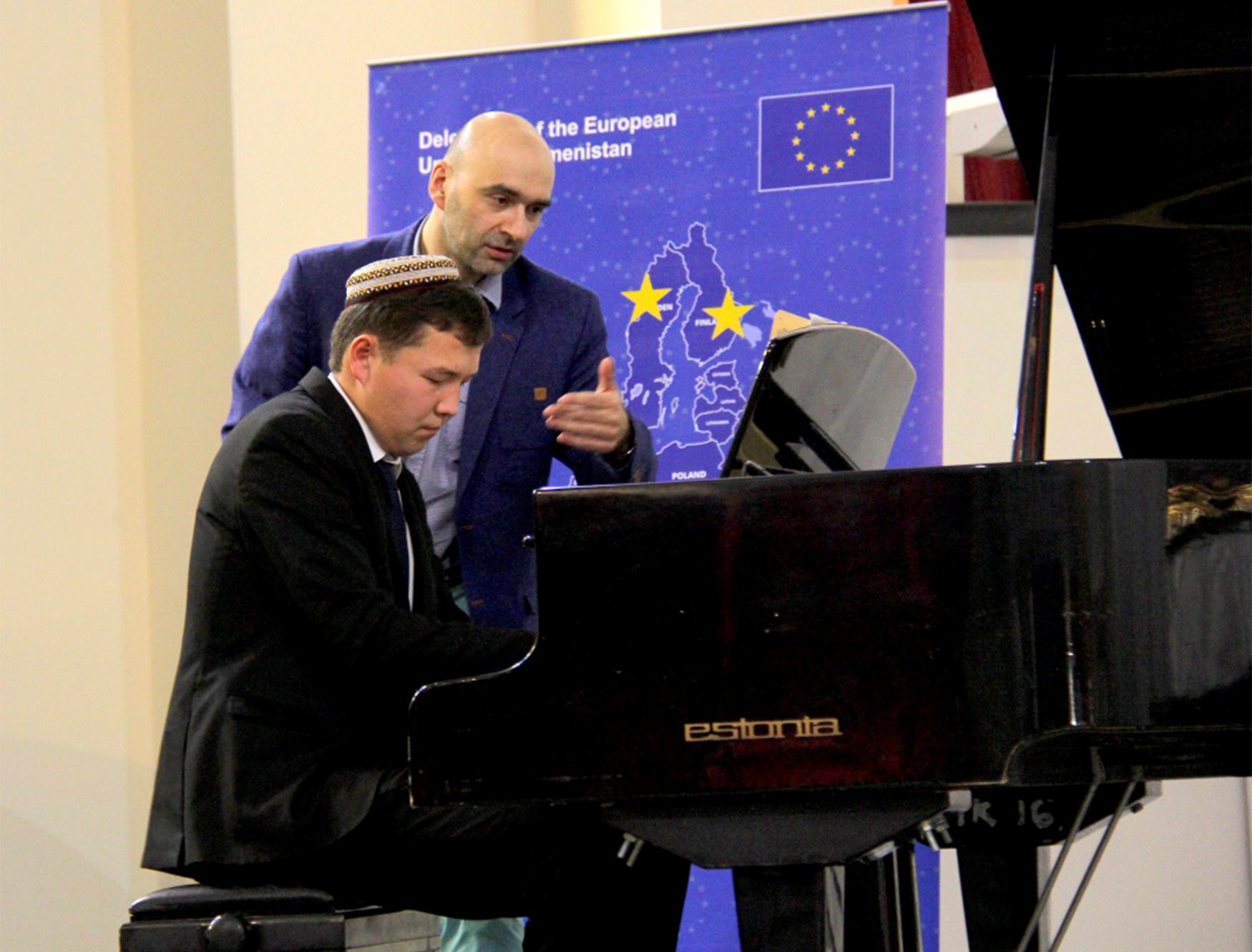 POLŞALY SAZANDANYŇ USSATLYK SAPAGY